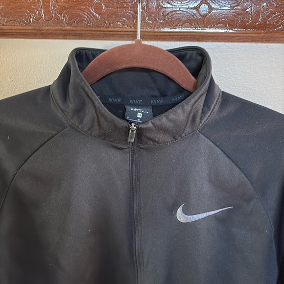 Nike men’s Thermal Black Quarter-Zip Pullover 1/4 zip mock neck poly warm Med - Picture 10 of 14
